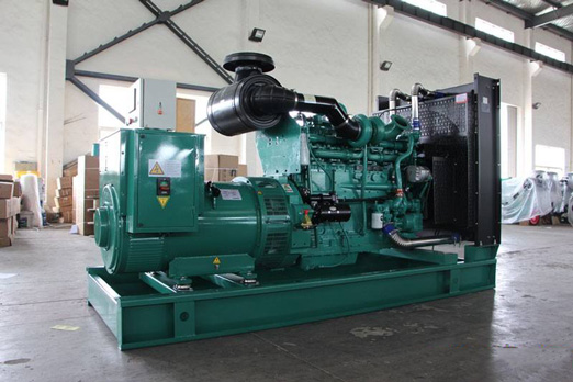 桥东320kw康明斯柴油发电车出租组图片 桥东320kw康明斯柴油发电车出租组图片